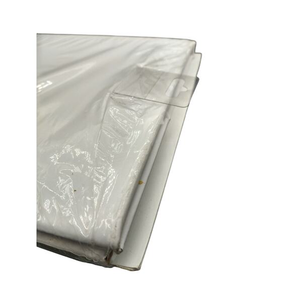 Wilton Folding Tray Cupcake Carrier White Holds 24 Cupcakes, New Open Package - Picture 7 of 8